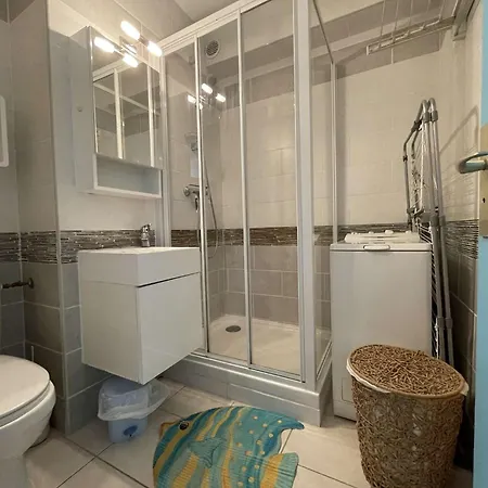 Appt Climatise Port Camargue Pc020-124 דירה